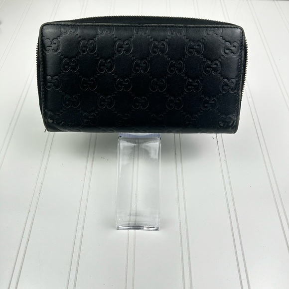 Gucci Black Guccissima Zip Around Wallet - Picture 3 of 14